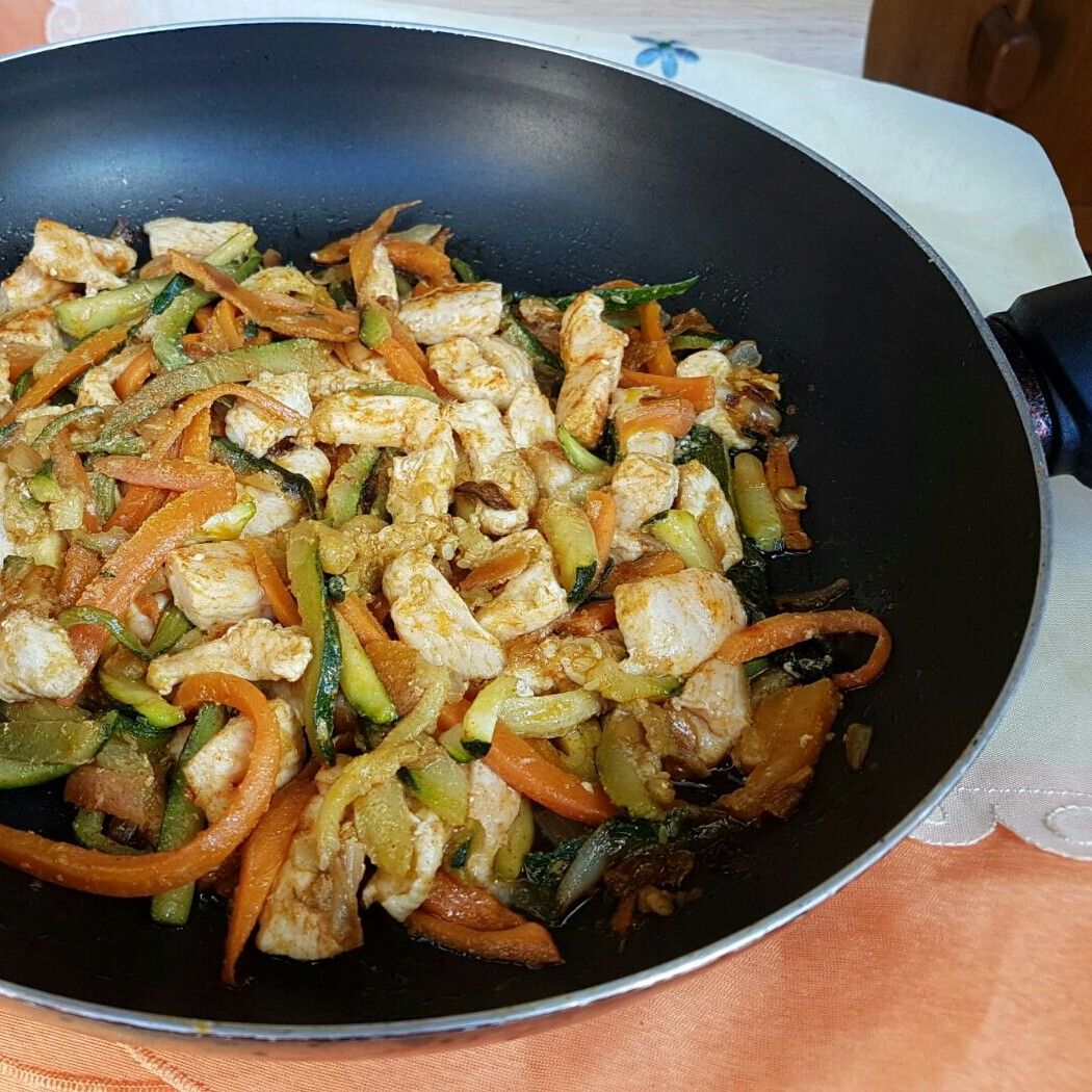 Bocconcini di pollo con verdure